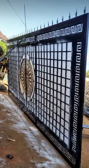 Sliding Gate Diagonized