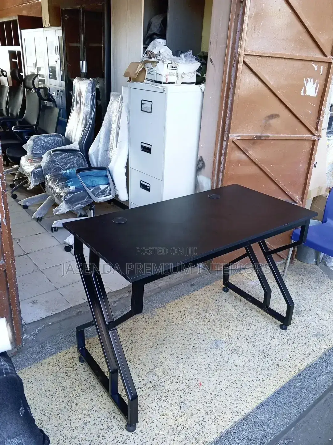 Metallic Office Table/Office Table/Reading Desk/Offices Tables107
