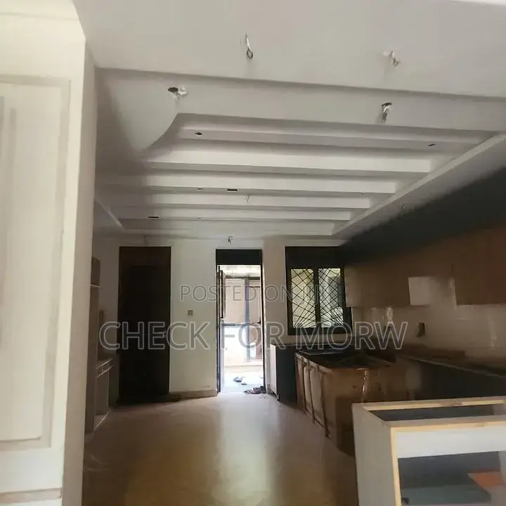 5bdrm Duplex in Kira, Nakawa for sale