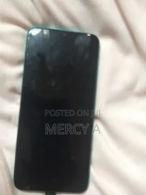 Tecno Spark 8 64 GB Green
