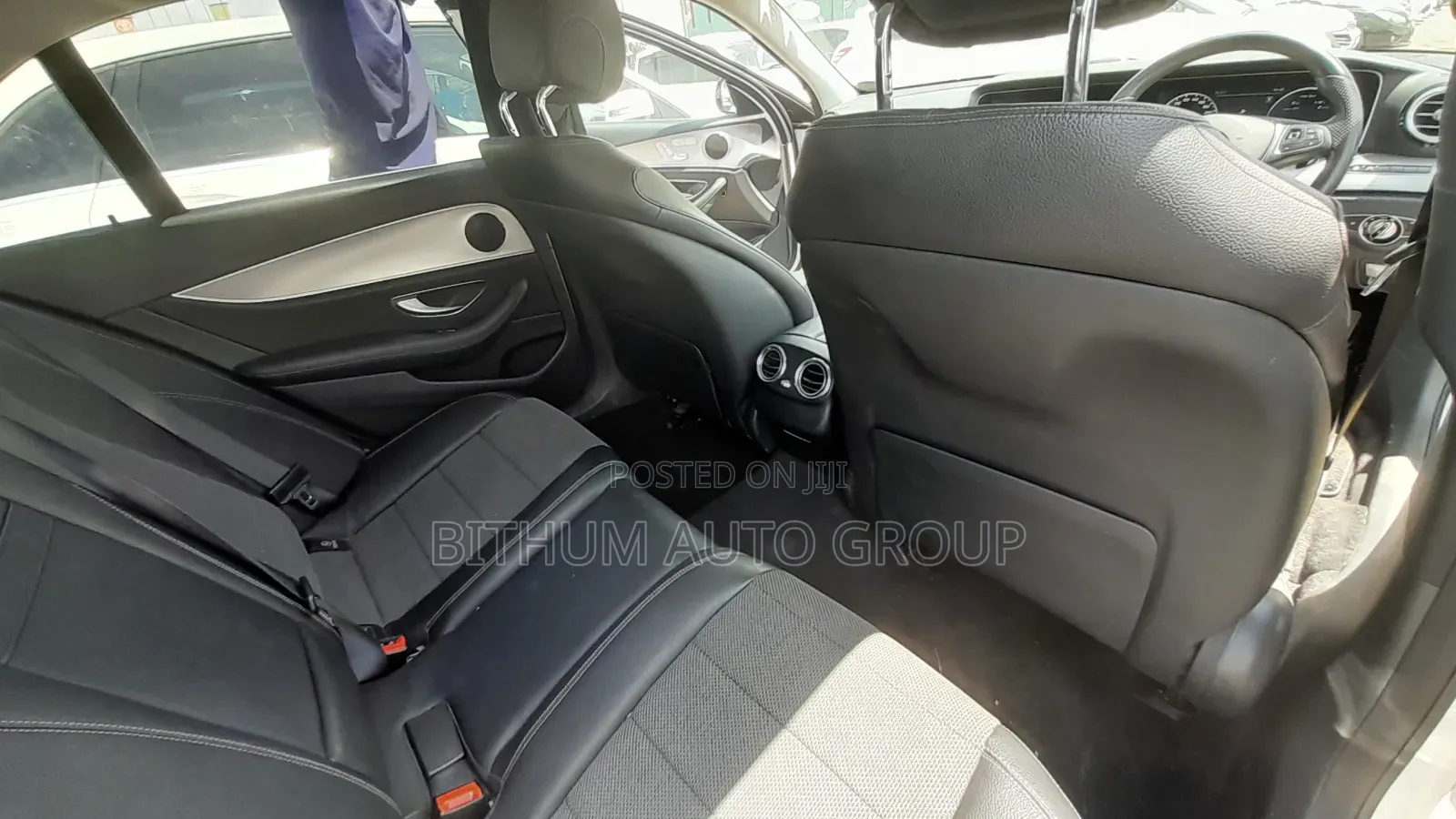 Mercedes-Benz E220 2017 White