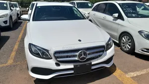 Mercedes-Benz E220 2017 White