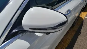 Mercedes-Benz E220 2017 White