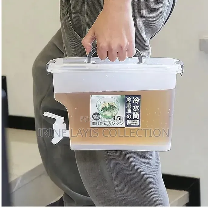 3.5-Liter Refrigerator Beverage Dispenser Container With a Faucet