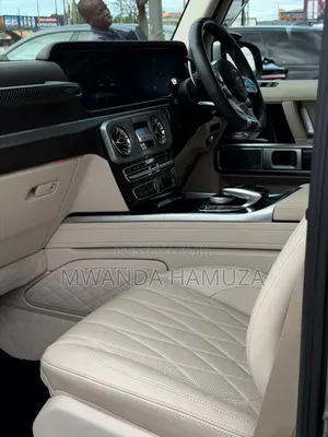 Mercedes-Benz G-Class 2023 White