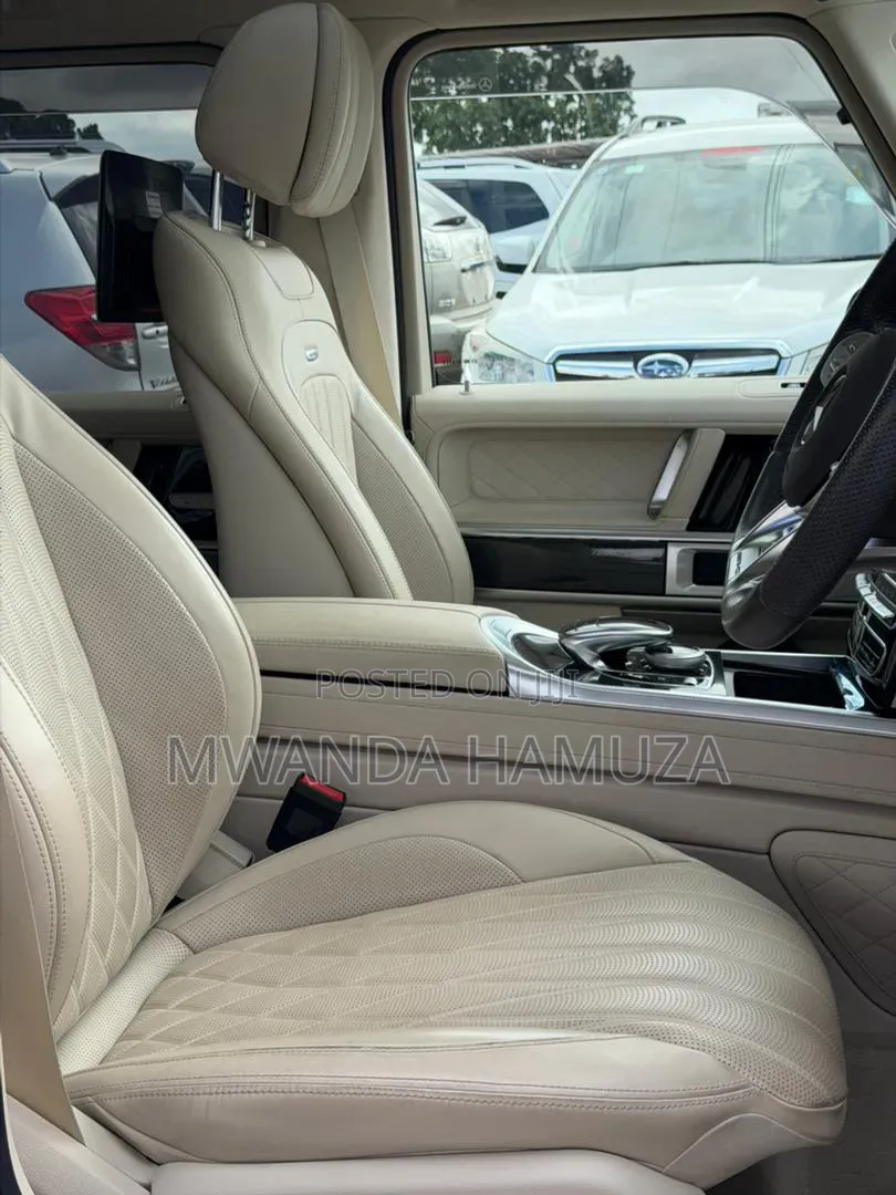 Mercedes-Benz G-Class 2023 White