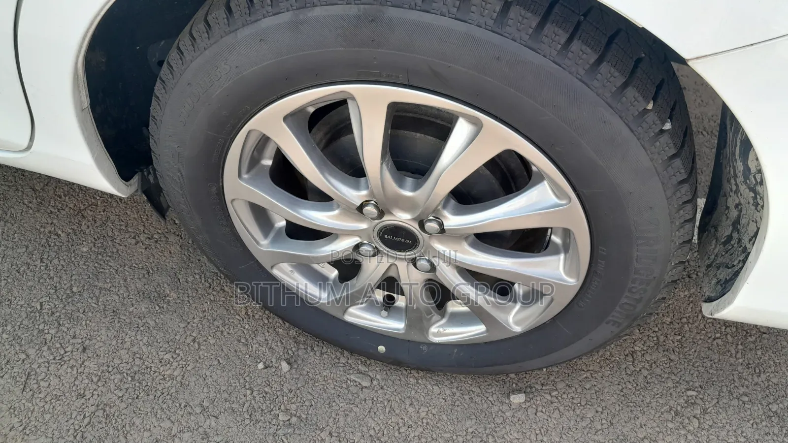Toyota Corolla Fielder 1.5 Hybrid FWD 2016 White