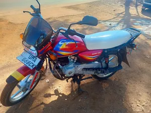 Bajaj CT 125X 2025 Red