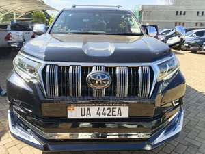 Toyota Land Cruiser Prado 2018 Black