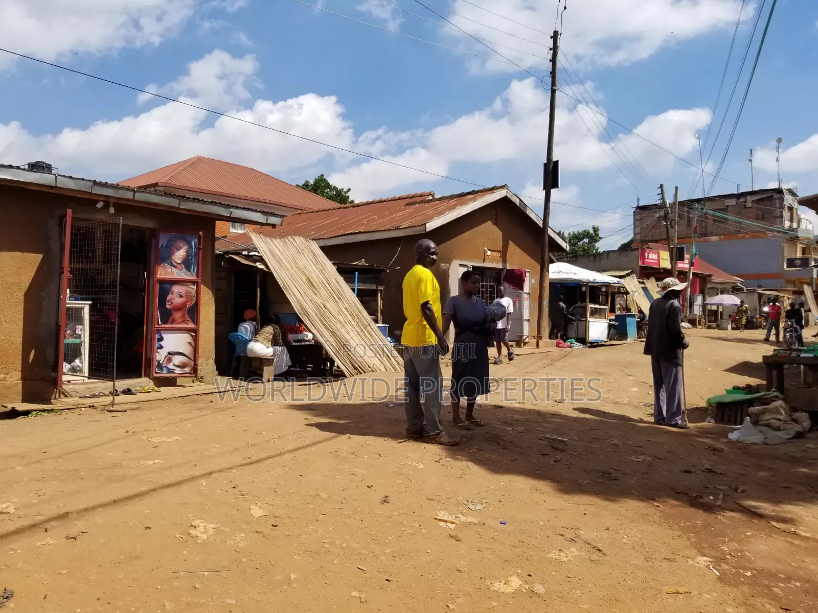 Hot Deal ! Lweza Busy Business Street for Sale
