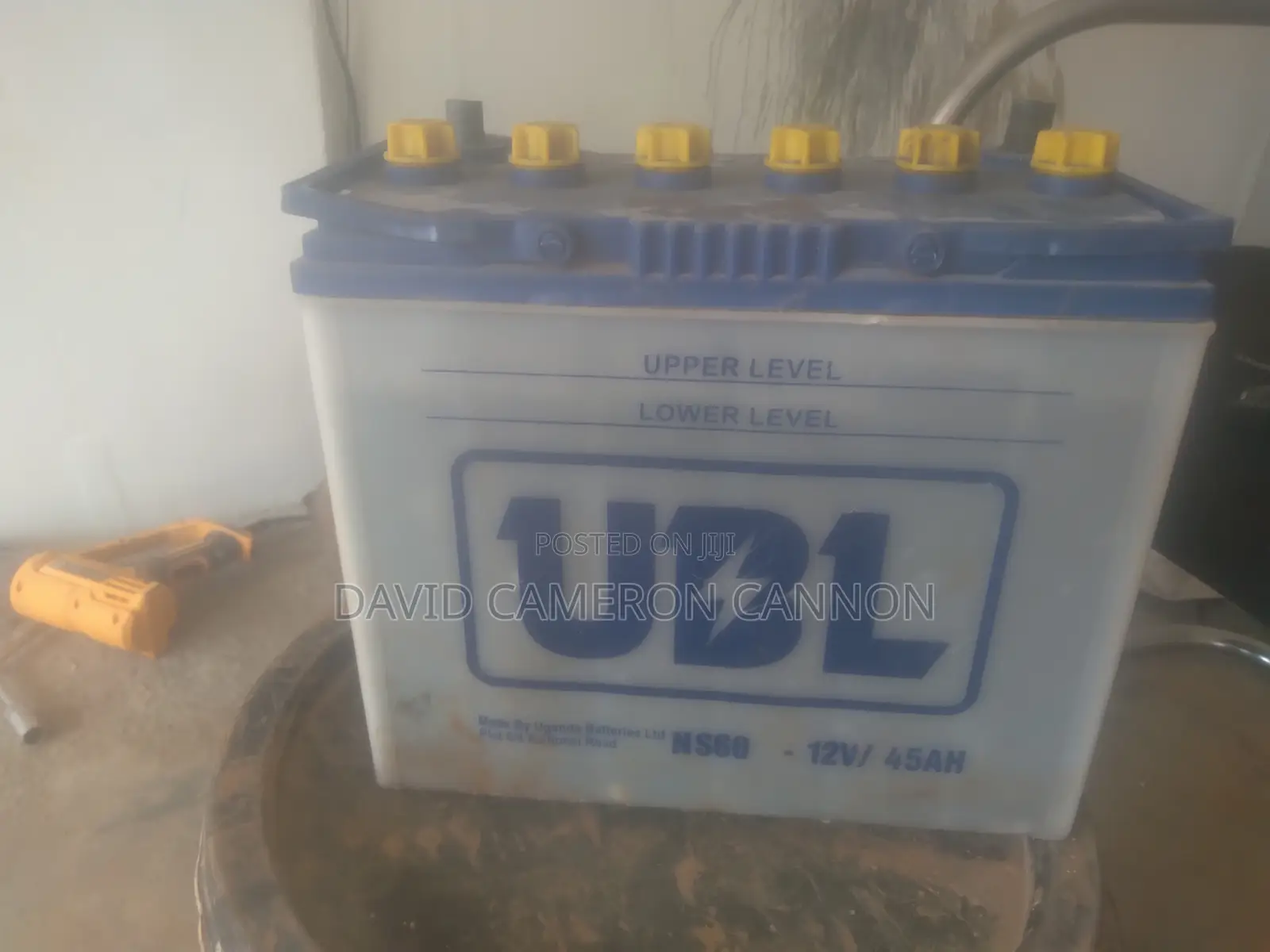 Battery U B L