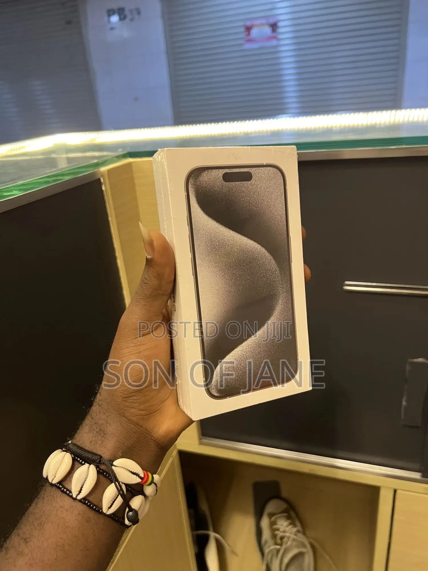 New Apple iPhone 15 Pro 256 GB White
