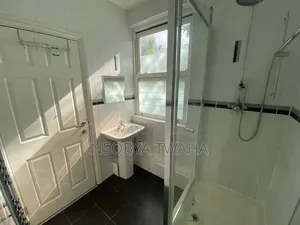 Furnished 3bdrm House in Stand Alone, Katabi for rent