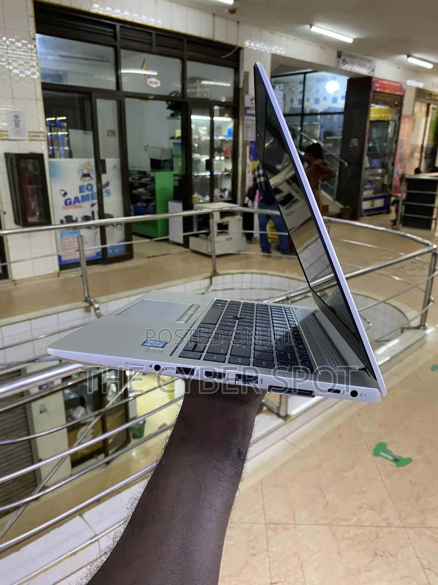 Laptop HP EliteBook 840 G5 8GB Intel Core i5 SSD 256GB