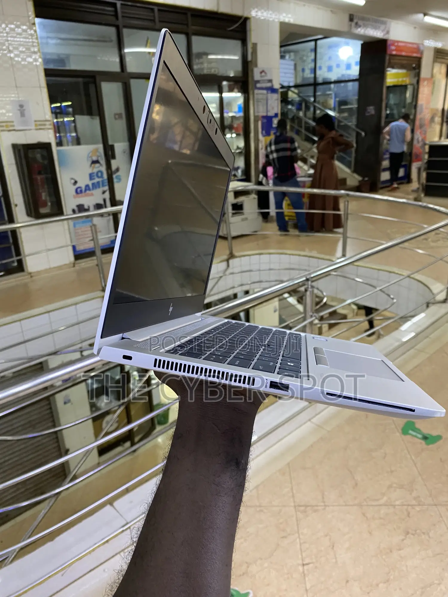 Laptop HP EliteBook 840 G5 8GB Intel Core i5 SSD 256GB