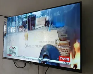 32" Tv Black Ark.