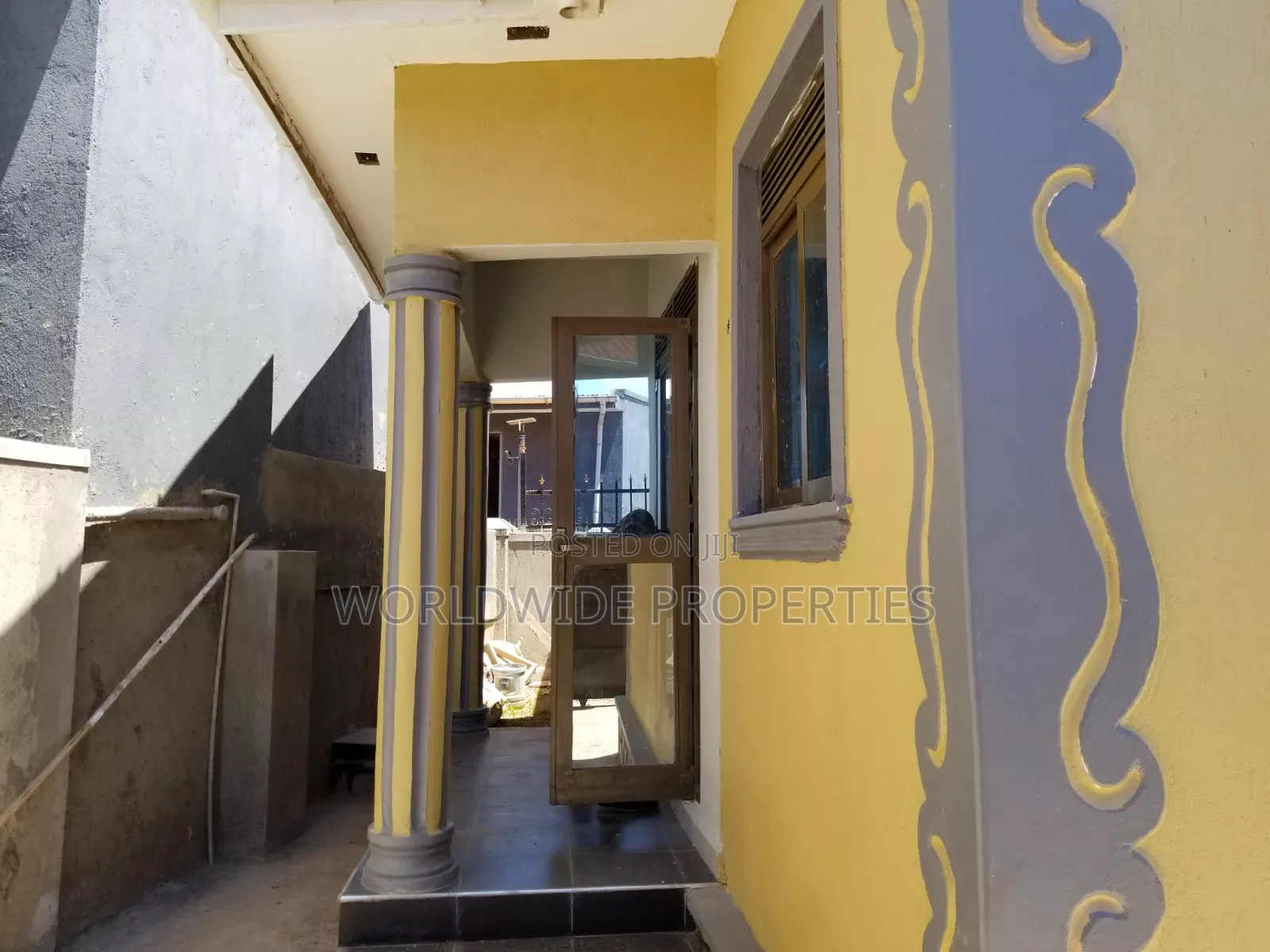 Furnished 3bdrm House in Makindye for sale