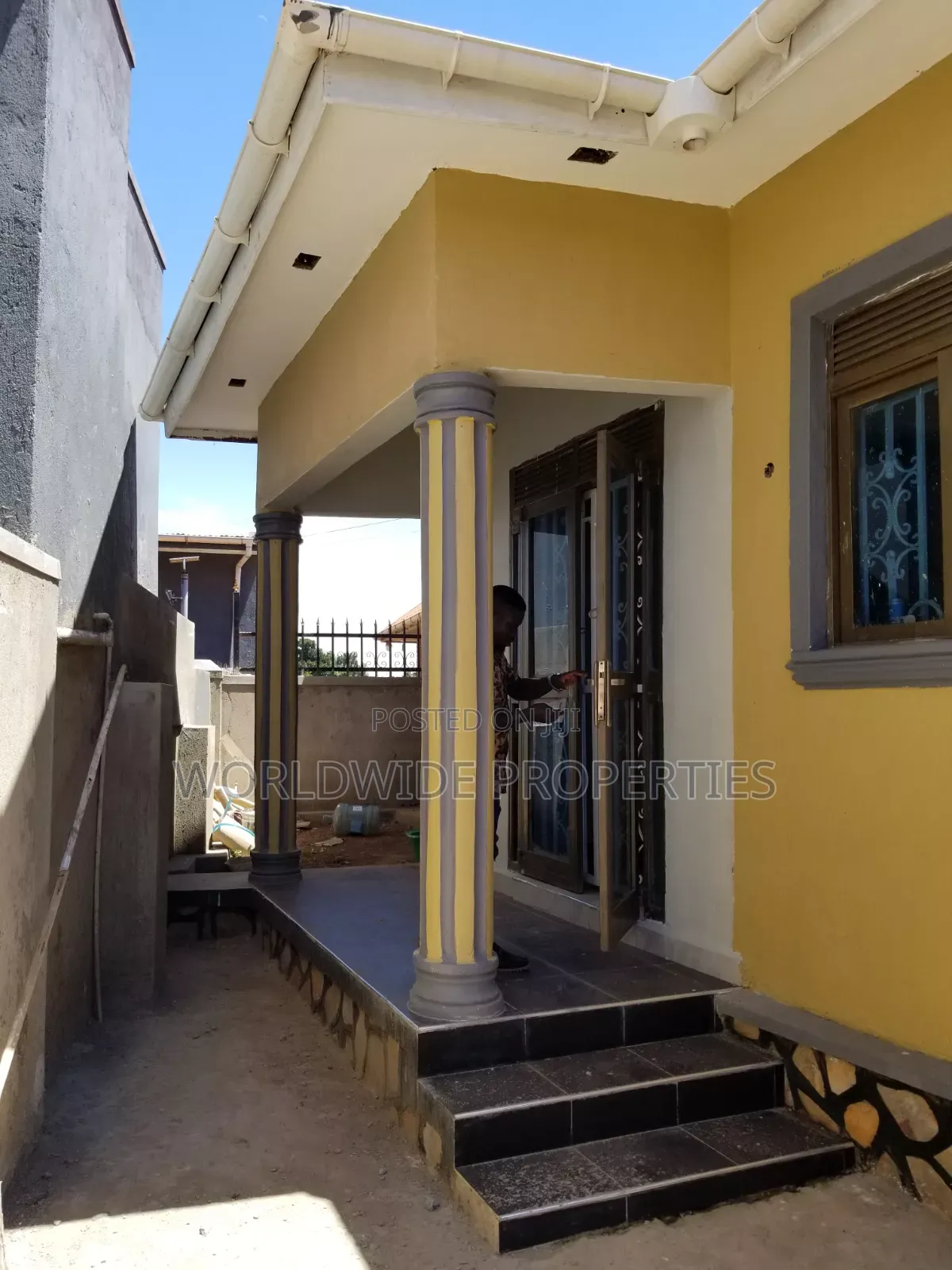 Furnished 3bdrm House in Makindye for sale