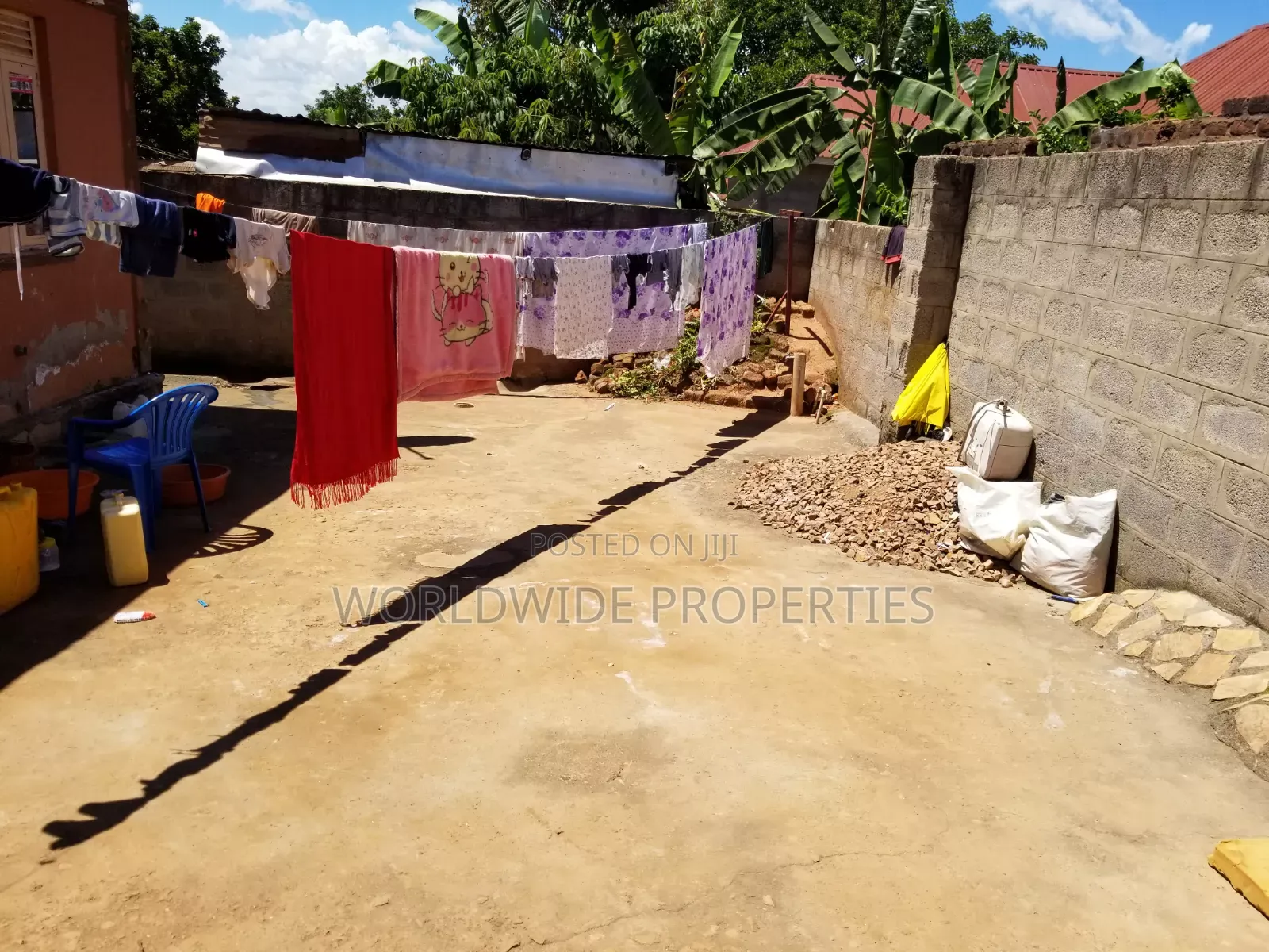 Furnished 3bdrm House in Central Division for sale