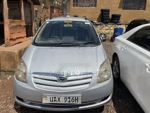 Toyota Corolla Spacio 2005 Silver