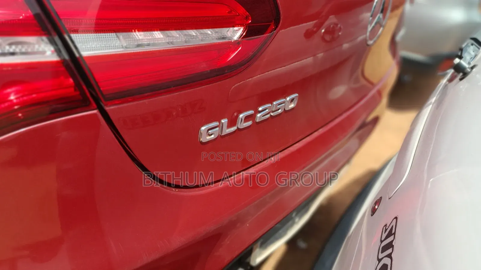Mercedes-Benz GLC-Class GLC250 Sport Utility 4-Door (2.0L, 4cyl Turbo) Red