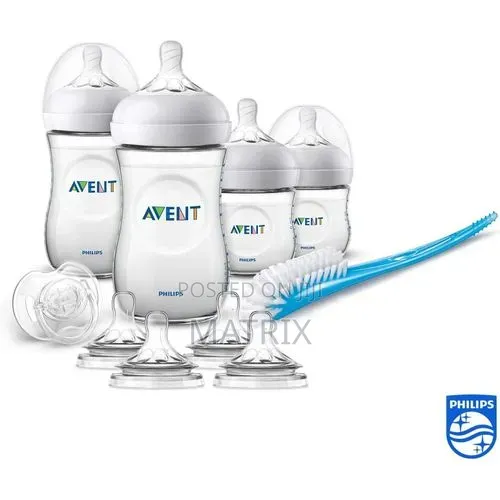 Avent Natural Baby Bottle Starter Set for Newborns,Nipples 4 Bottles