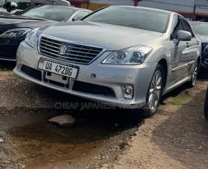 Toyota Crown 2012 Silver