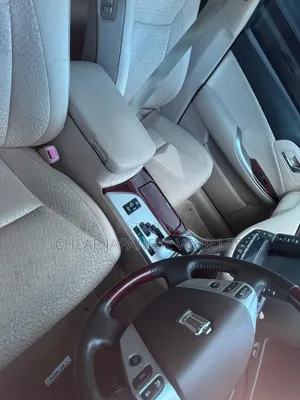Toyota Crown 2012 Silver