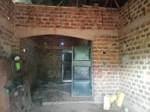 3bdrm House in Matuuga Gomba, Wakiso / Wakiso for sale
