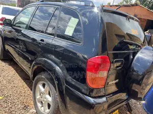 Toyota RAV4 Automatic 2003 Black
