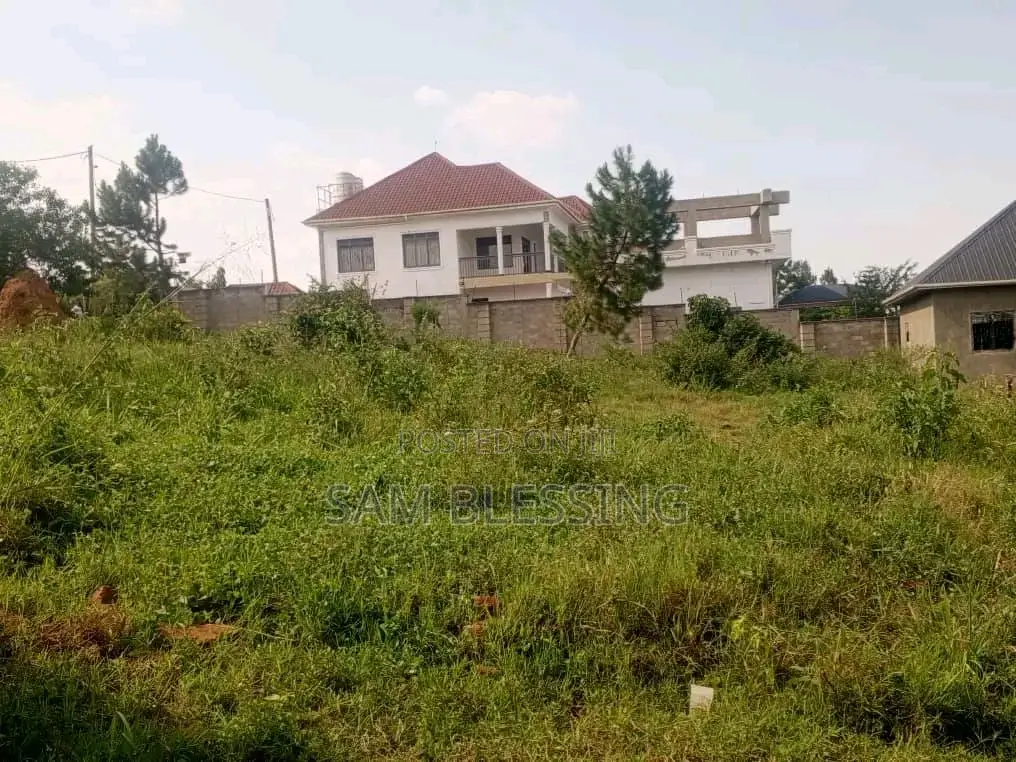 Commercial Plot for Sale in Matuuga Kiggogwa
