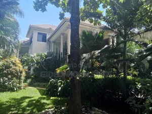 5bdrm Mansion in Muyenga, Makindye for sale