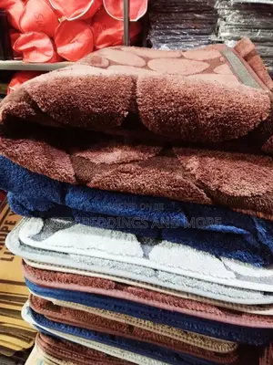 High-Quality Woolen Carpet