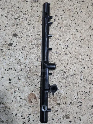 Subaru Legacy and Outback Radiator Top Cover
