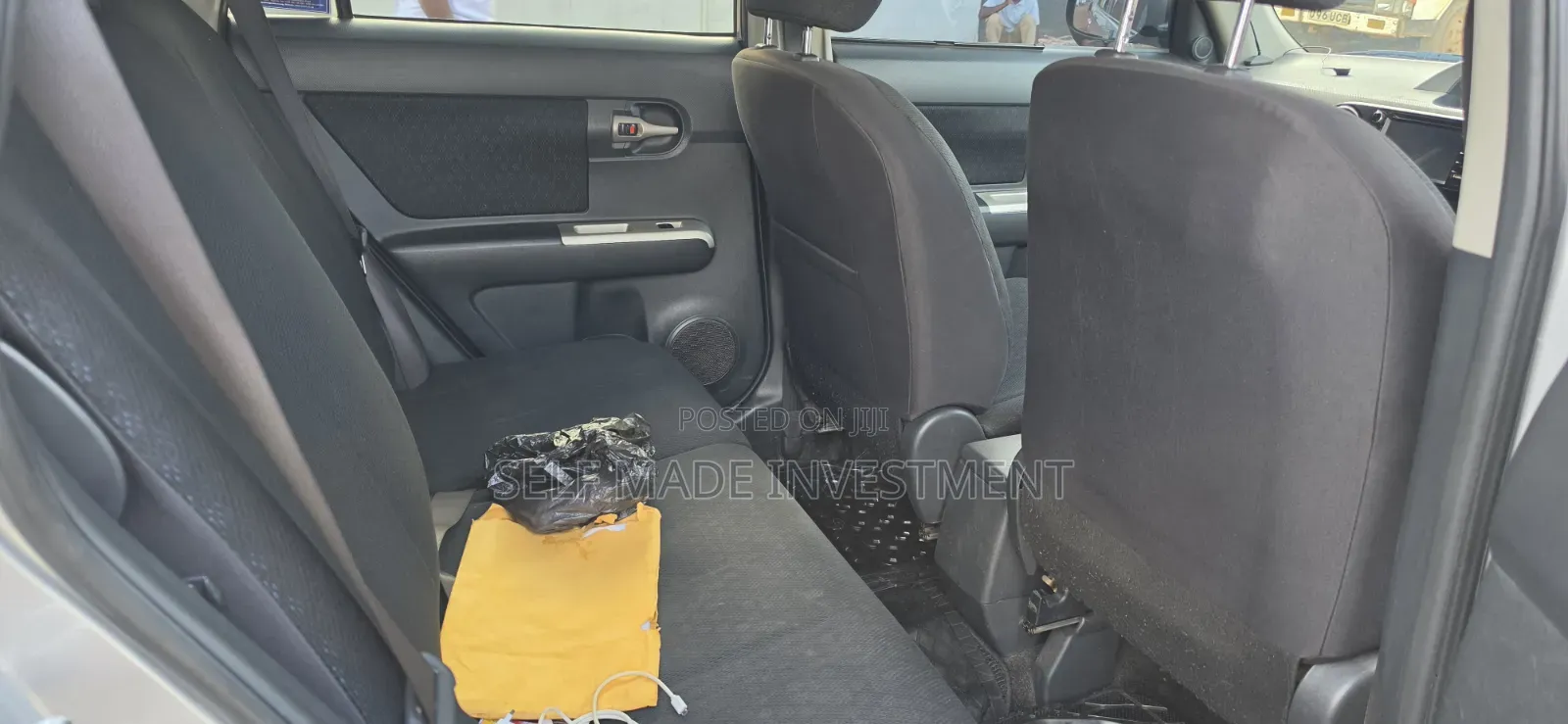 Toyota Corolla Rumion 2010 Gray