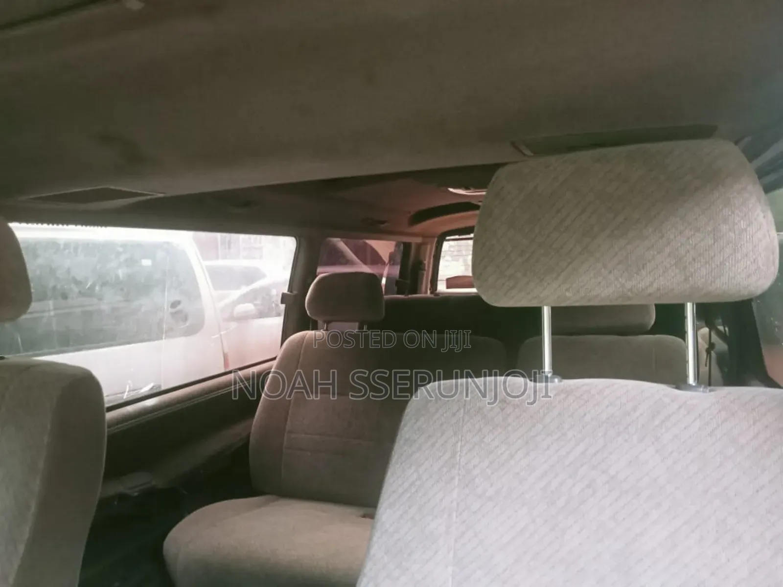 Toyota HiAce 2002 White