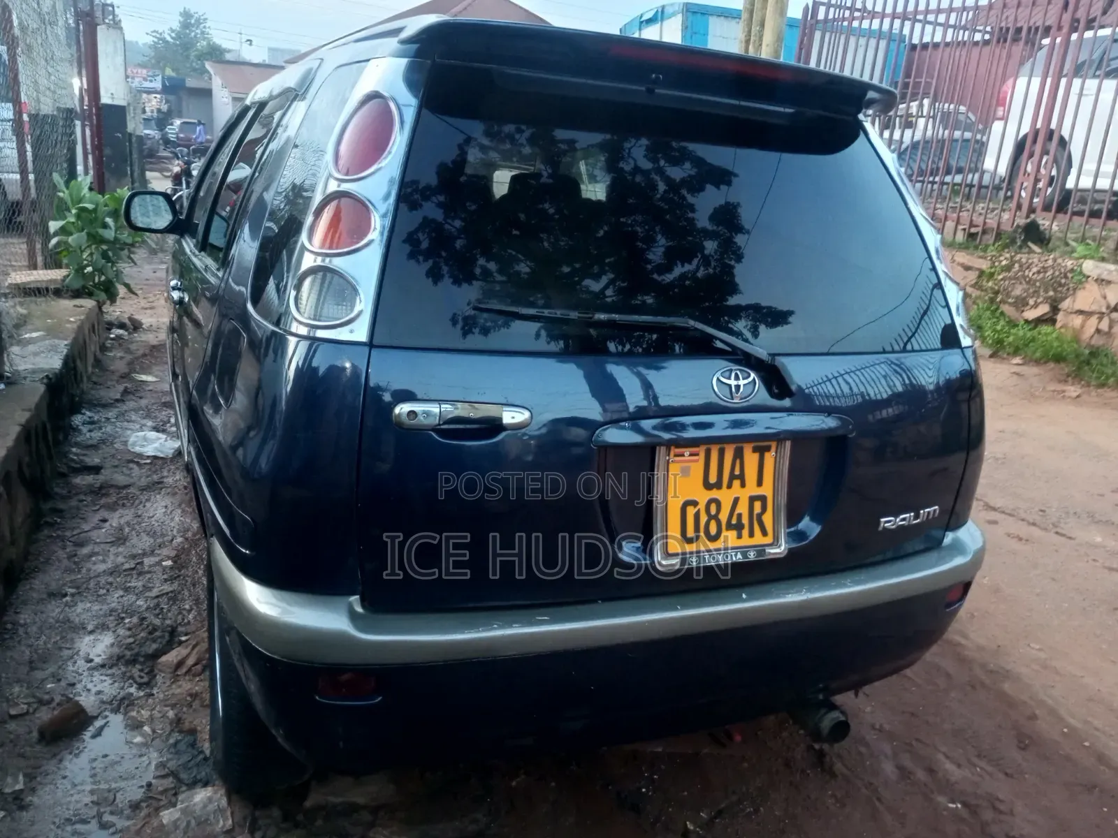 Toyota Raum 1999 Blue