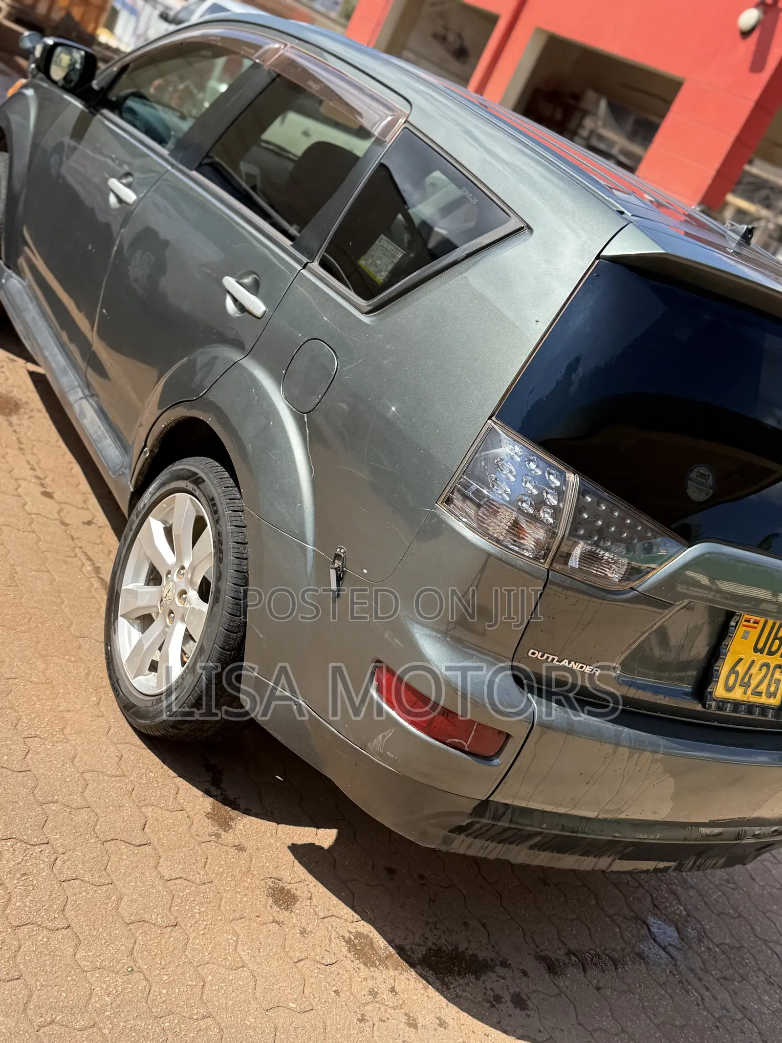 Mitsubishi Outlander 2.4 2009 Gray