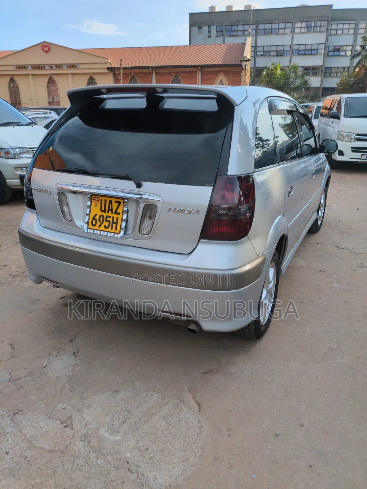 Toyota Nadia 2001 Silver