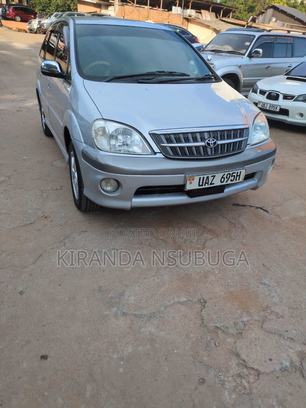 Toyota Nadia 2001 Silver
