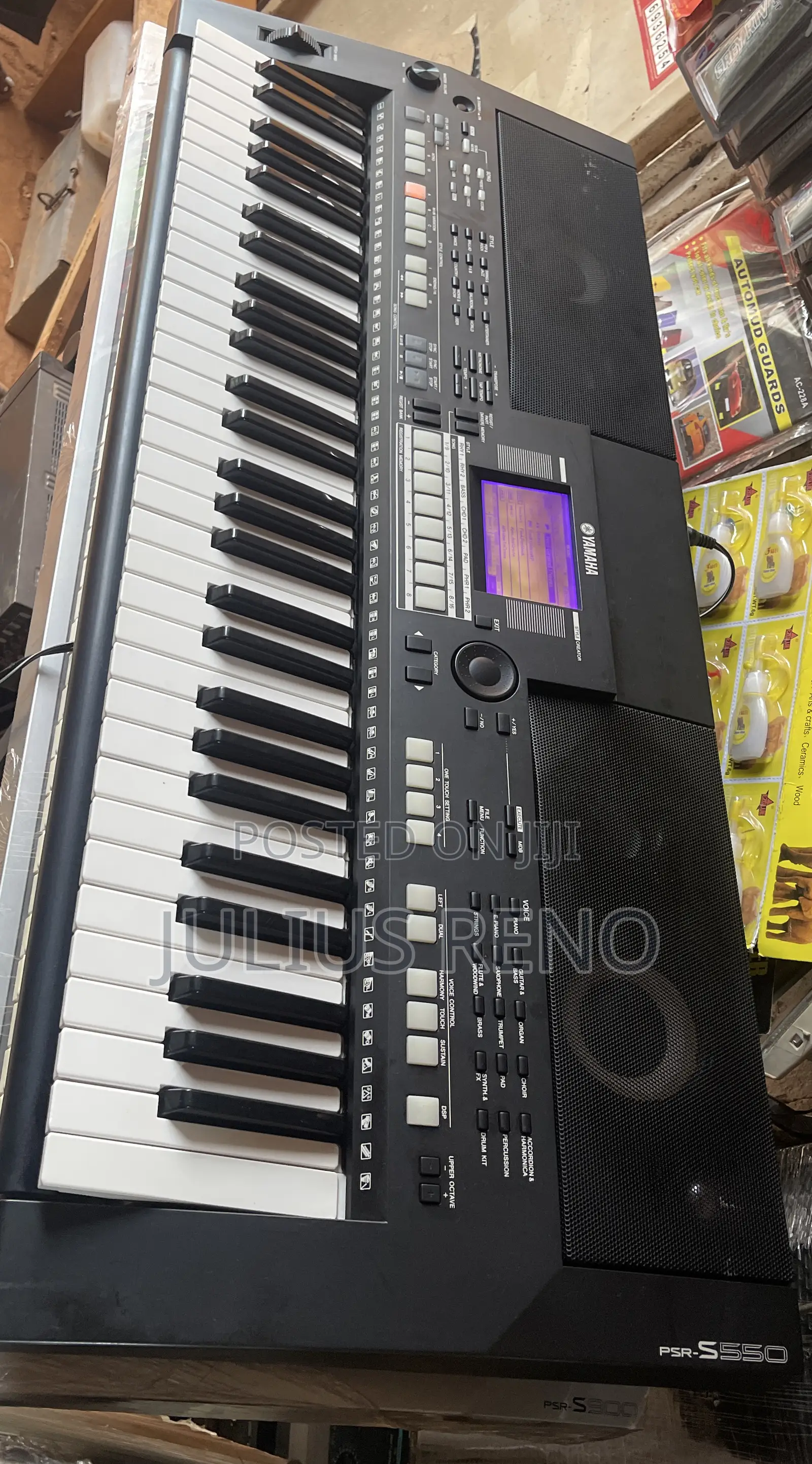 Yamaha PSR S 550