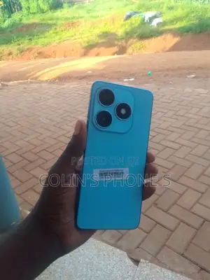 New Tecno Spark 20 Pro 256 GB Blue