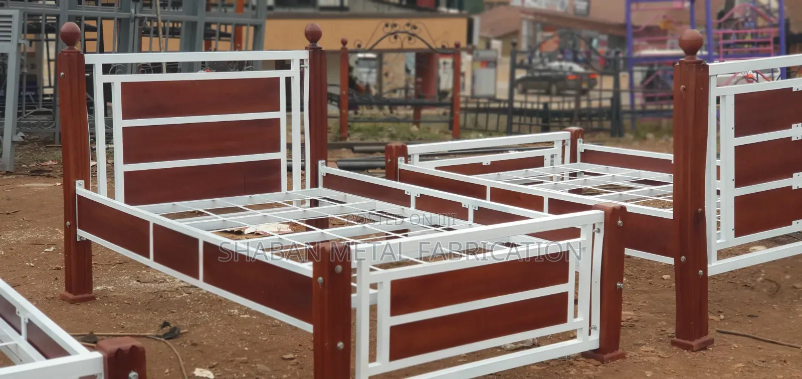 Metalic Beds
