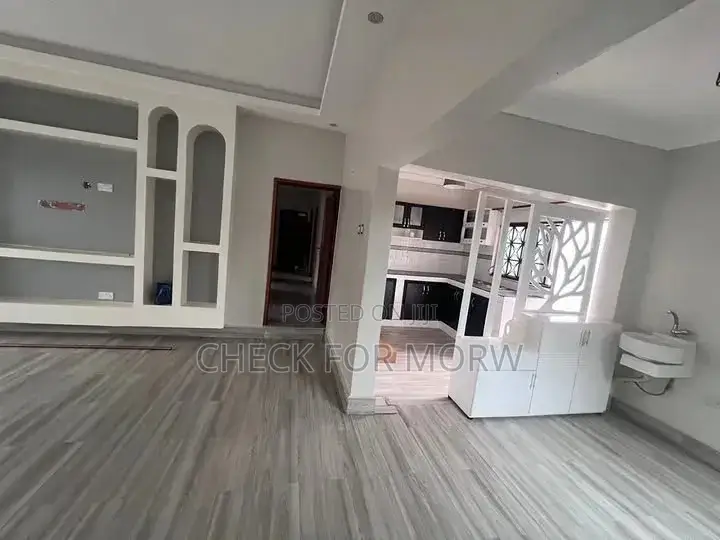 4bdrm Apartment in Muyenga, Makindye for rent