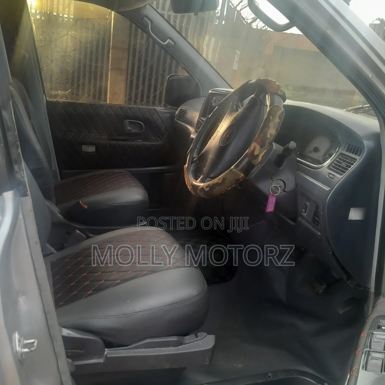 Toyota Noah 2005 Silver