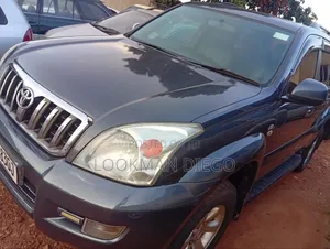 Toyota Land Cruiser Prado 2007 Gray
