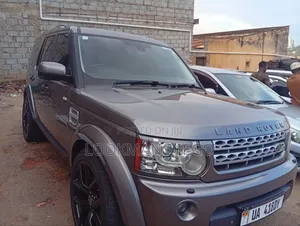 Land Rover Discovery 2012 Gray