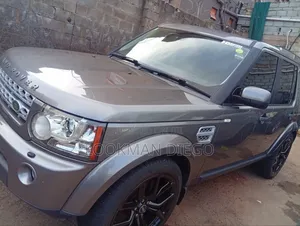 Land Rover Discovery 2012 Gray