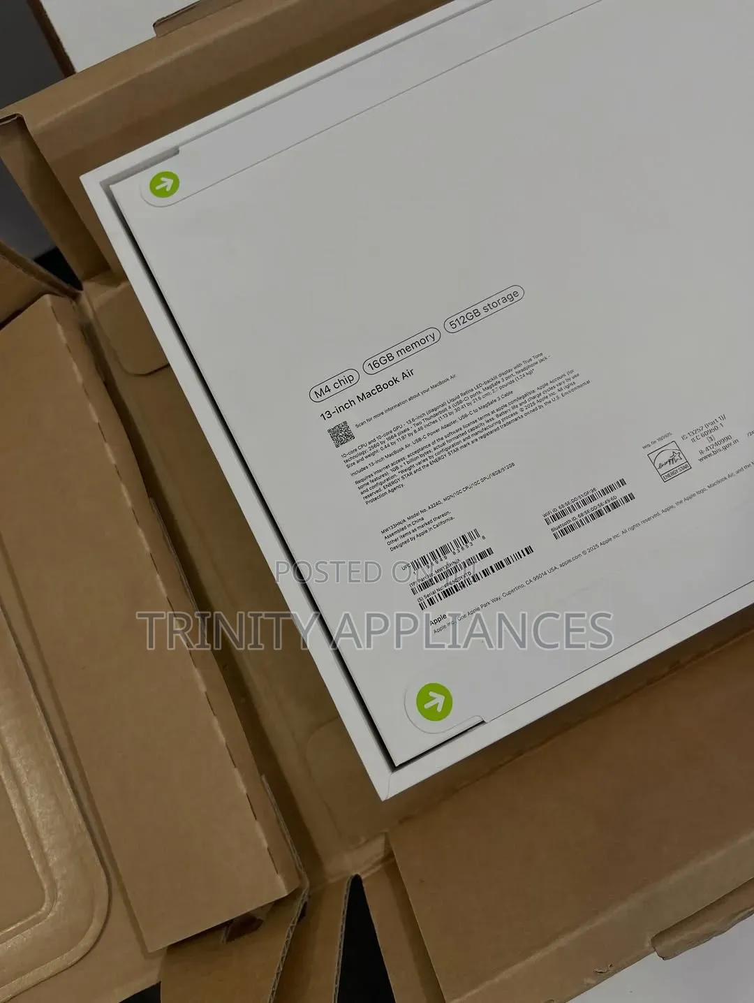 New Laptop Apple MacBook Air 2025 M4 13-inch 16GB Apple M4 SSD 512GB