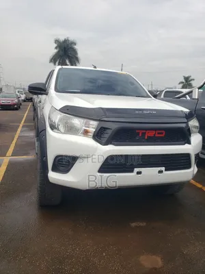 Toyota Hilux Revo Single Cab Deisel 2.8 RWD 2017 White
